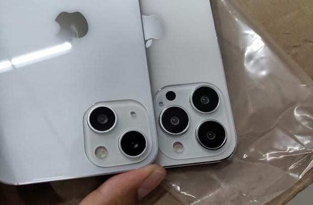深州苹果手机维修分享iPhone 13‌机模长什么样 